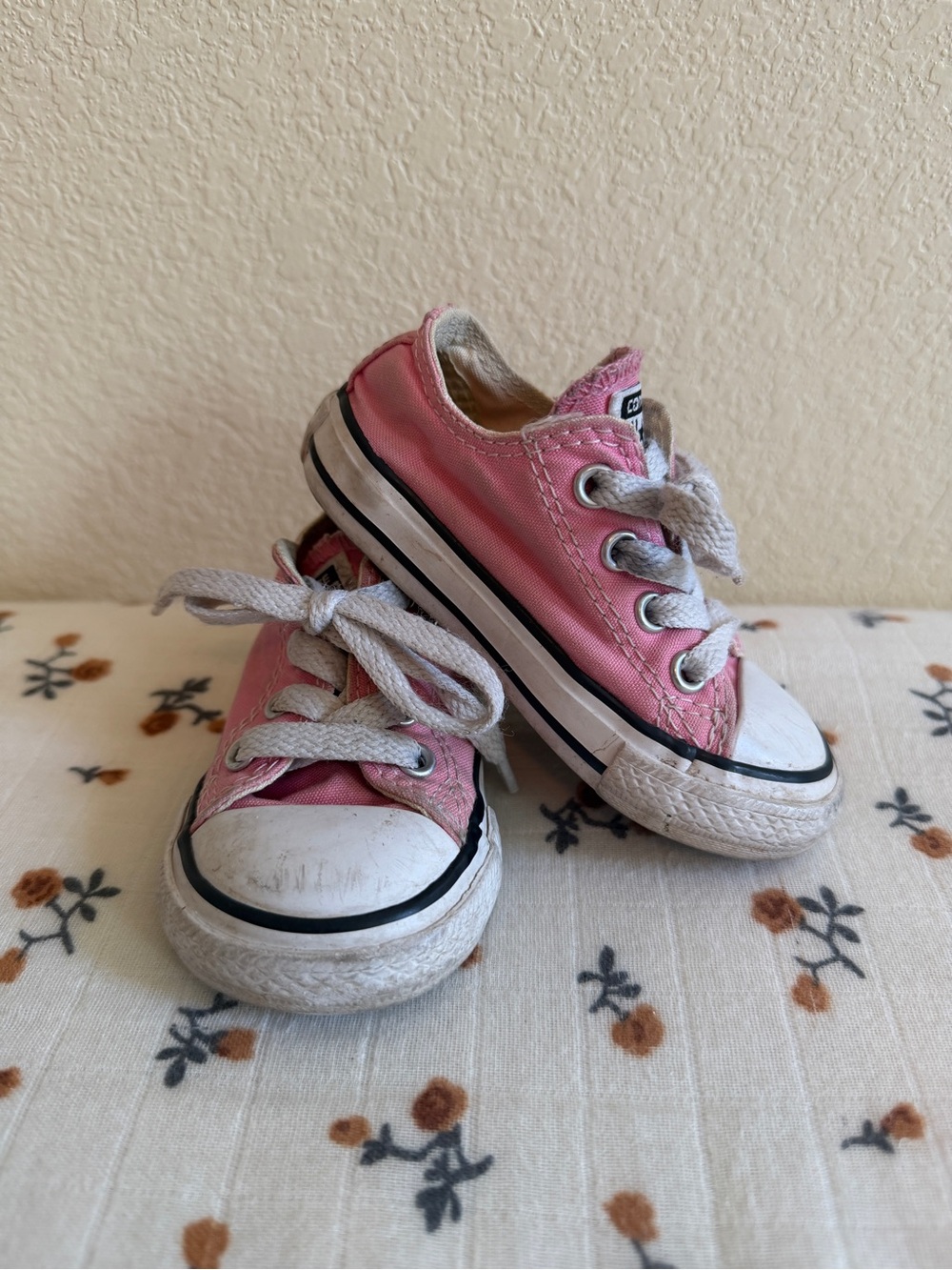Converse Pink Toddler Low-Top Sneakers